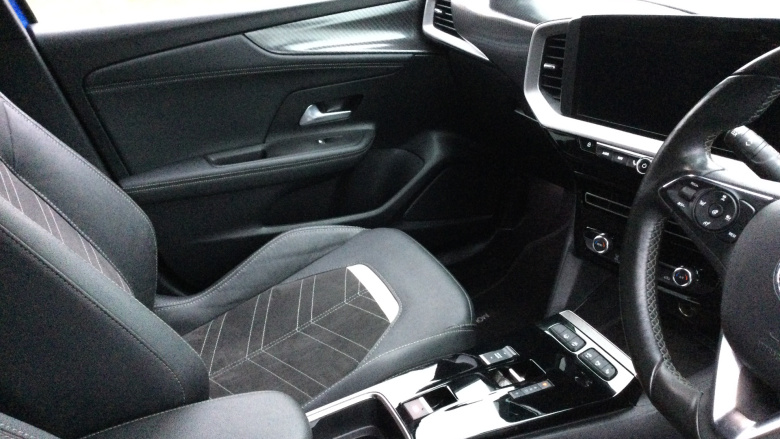 Vauxhall Mokka 100kW Ultimate 50kWh 5dr Auto Electric Hatchback